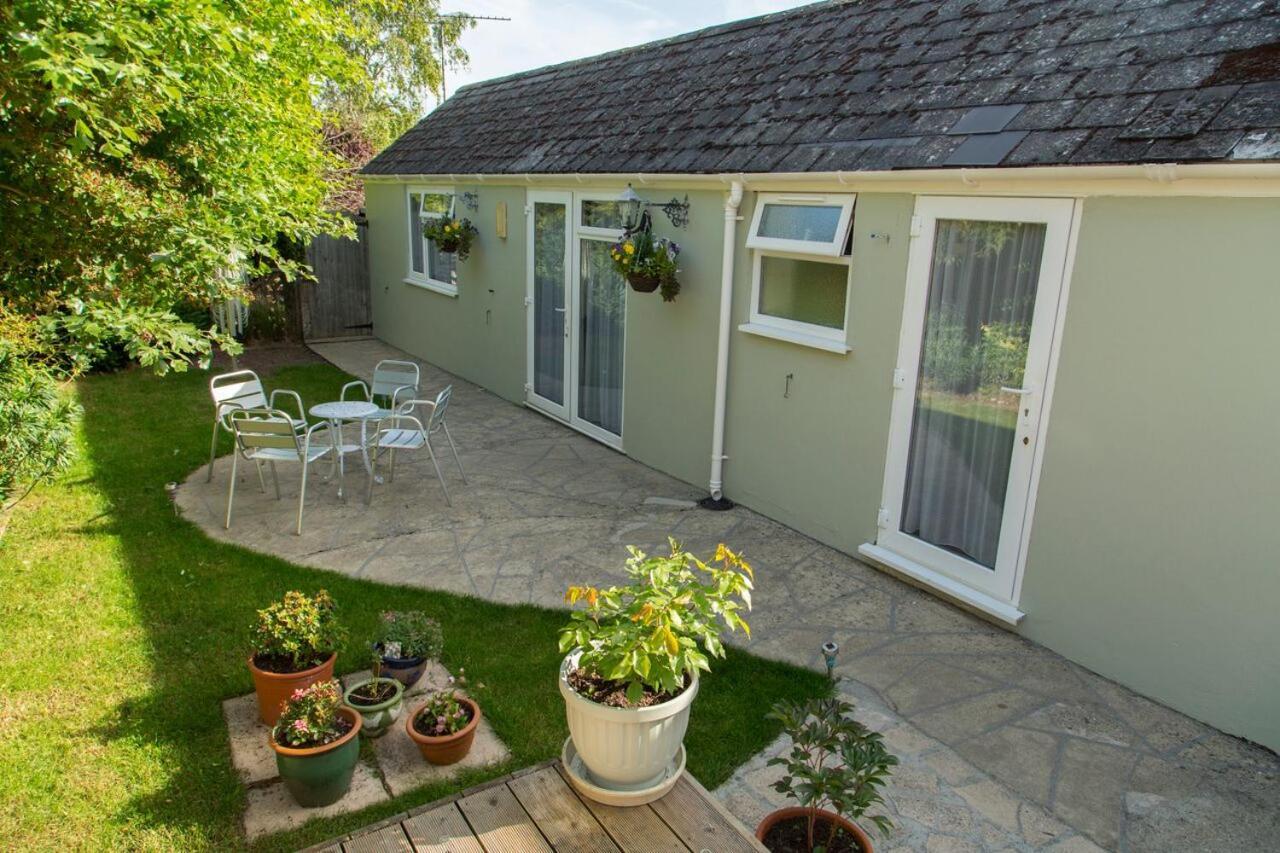 Bramlies Bed & Breakfast Дорчестър Екстериор снимка